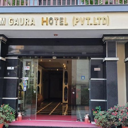 Om Gaura Hotel Pokhara Dış mekan fotoğraf