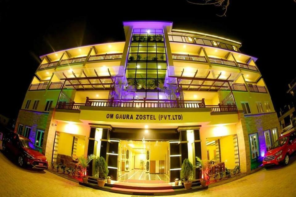 Om Gaura Hotel Pokhara Dış mekan fotoğraf